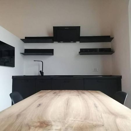 Bed And Bike - Bergamo Loft Appartement Buitenkant foto